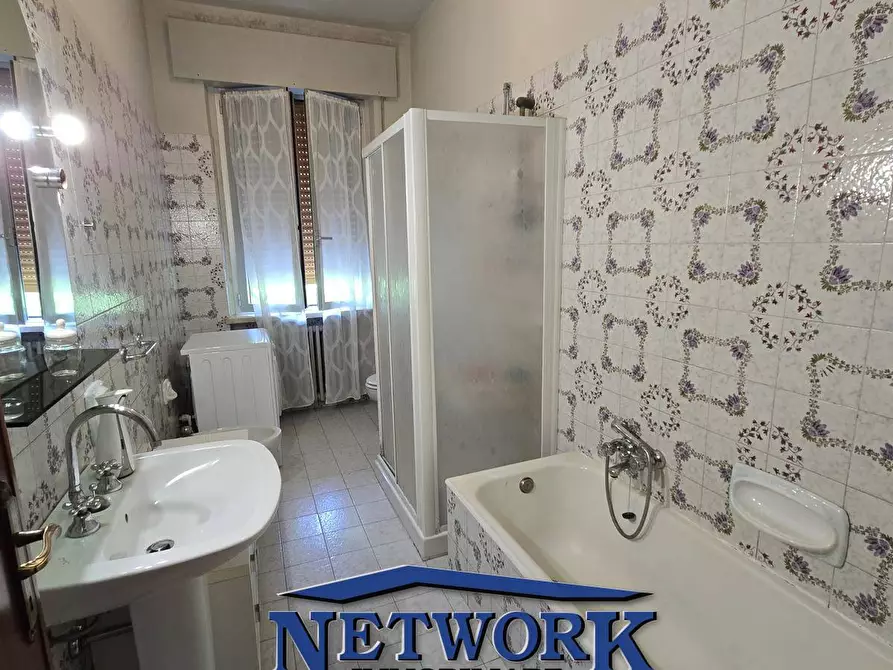 Immagine 10 di Villa in vendita  in via cerri a Goito