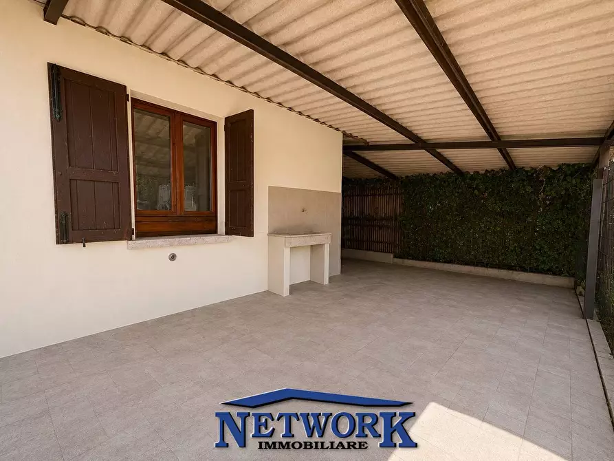 Immagine 10 di Appartamento in vendita  in via san cipriano a Lonato del Garda