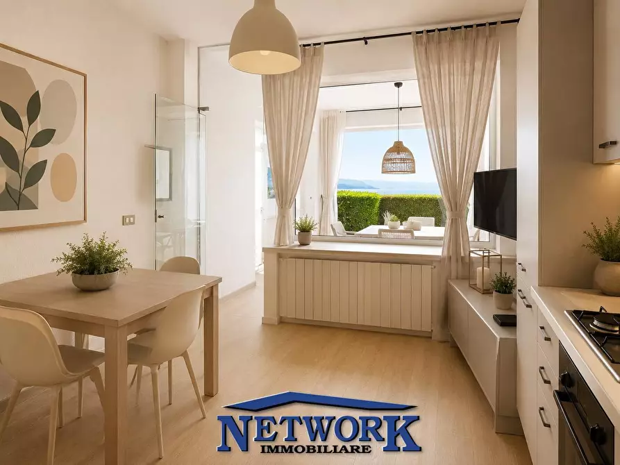 Immagine 9 di Appartamento in vendita  in via navellii a Puegnago Sul Garda