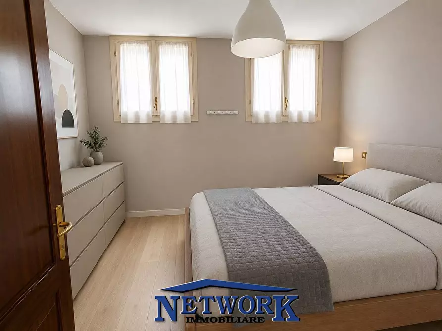 Immagine 11 di Appartamento in vendita  in via navellii a Puegnago Sul Garda
