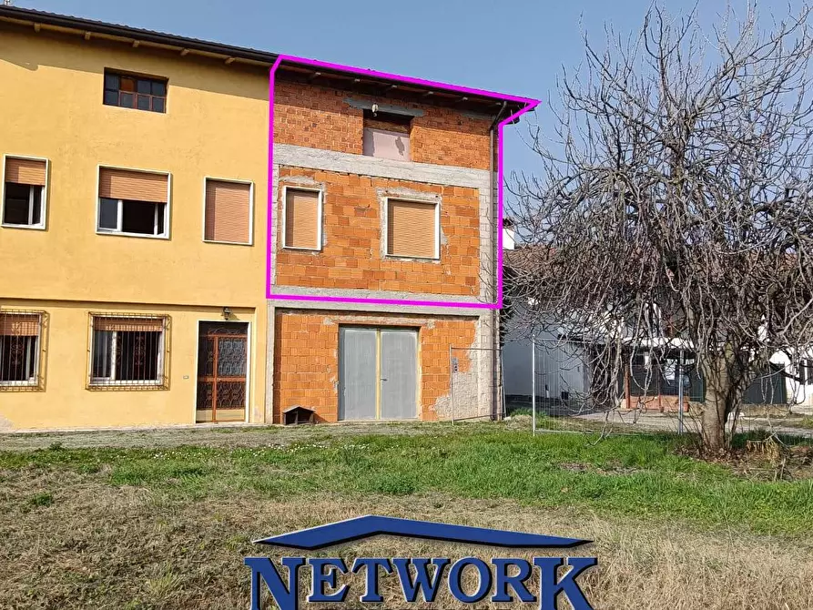 Immagine 1 di Appartamento in vendita  in via monteroseo a Bedizzole