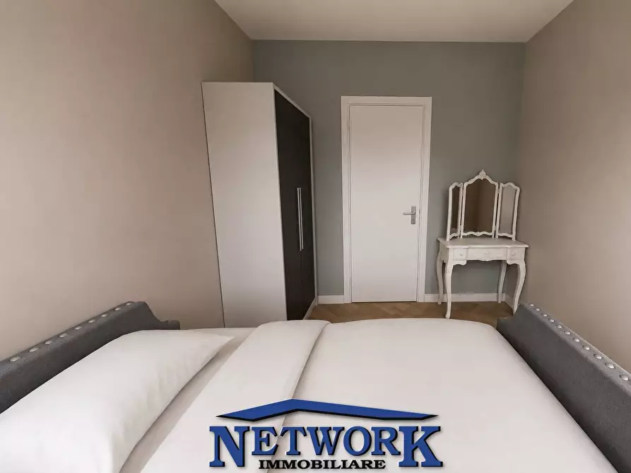 Immagine 7 di Appartamento in vendita  in via santa maria a Desenzano Del Garda