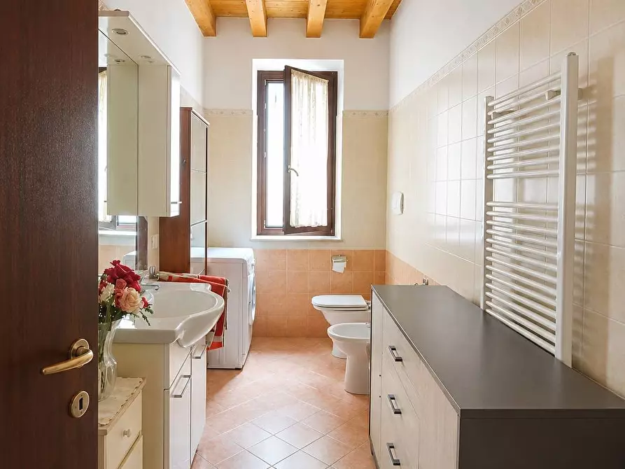 Immagine 7 di Appartamento in vendita  in via s. tommaso 16 a Bedizzole