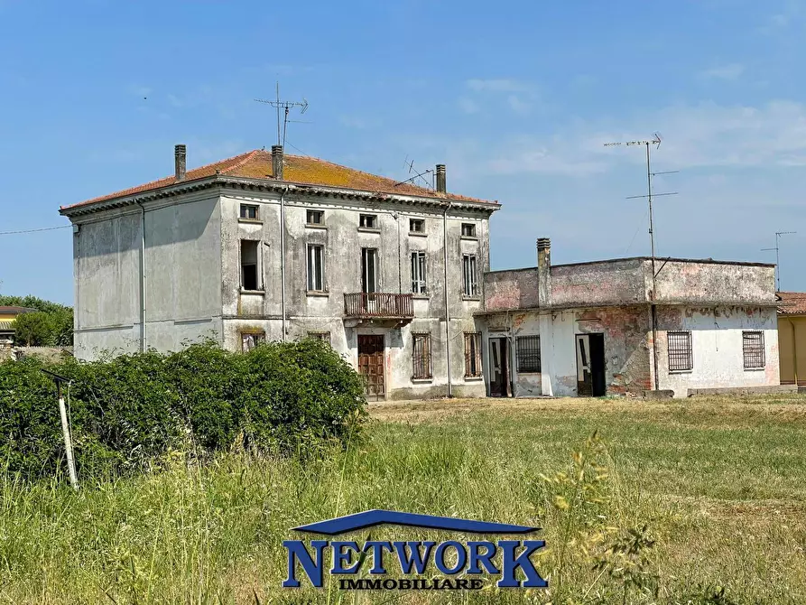 Immagine 23 di Appartamento in vendita  in strada segrada a Goito