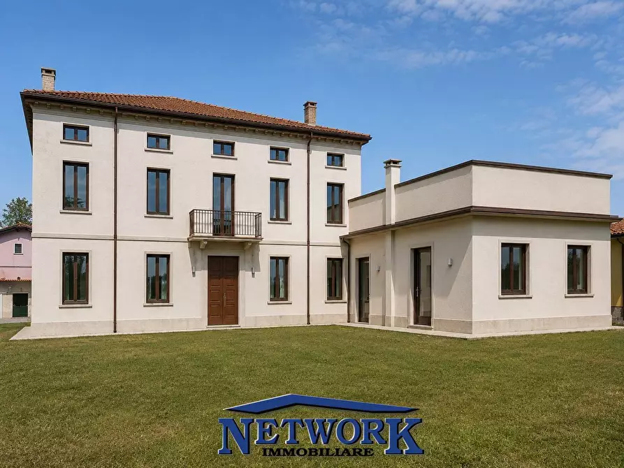 Immagine 2 di Appartamento in vendita  in strada segrada a Goito