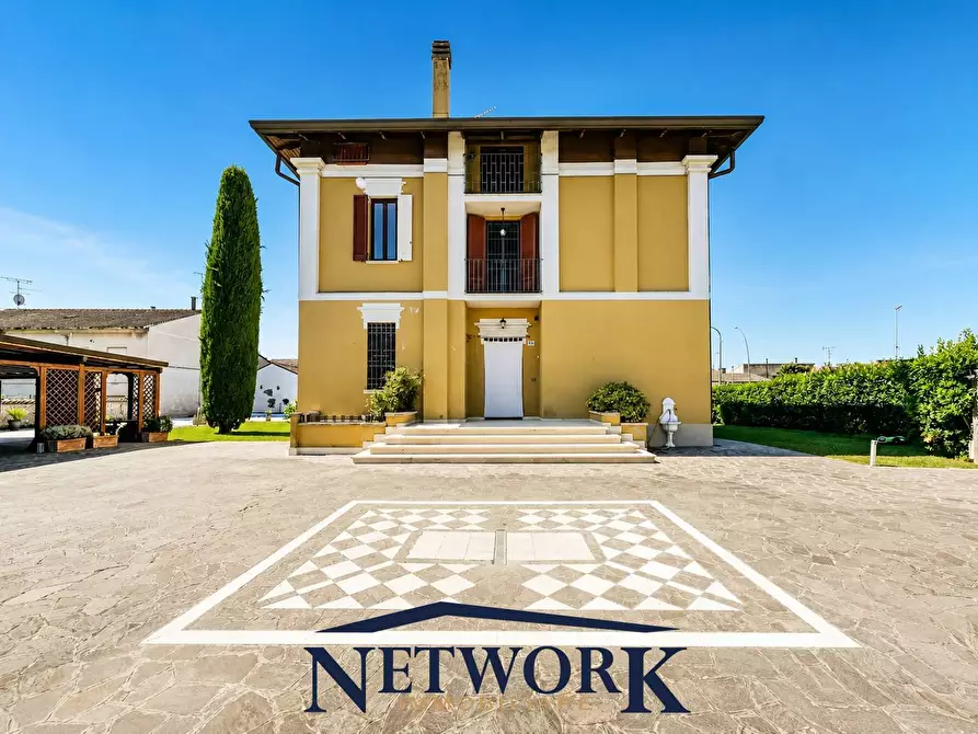 Immagine 7 di Villa in vendita  in Via andrea mantegna a Casalmoro