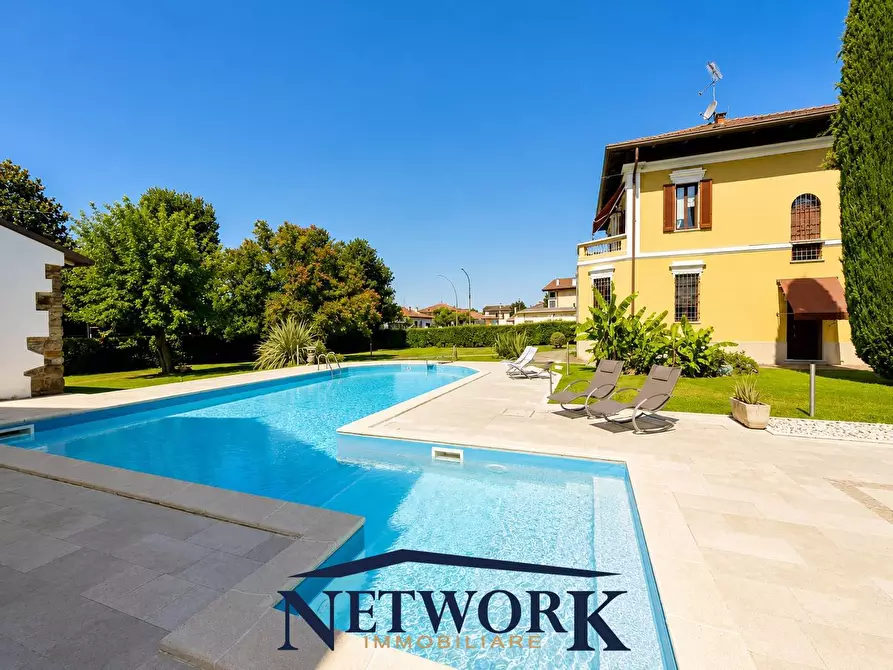 Immagine 12 di Villa in vendita  in Via andrea mantegna a Casalmoro