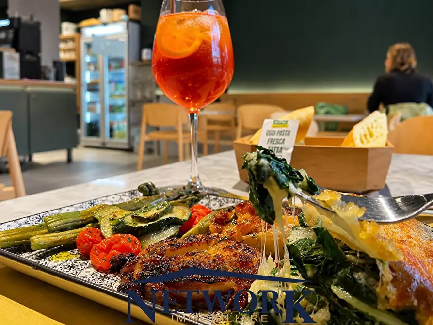 Immagine 1 di Attività commerciale in vendita  in Regia Antica a Lonato del Garda