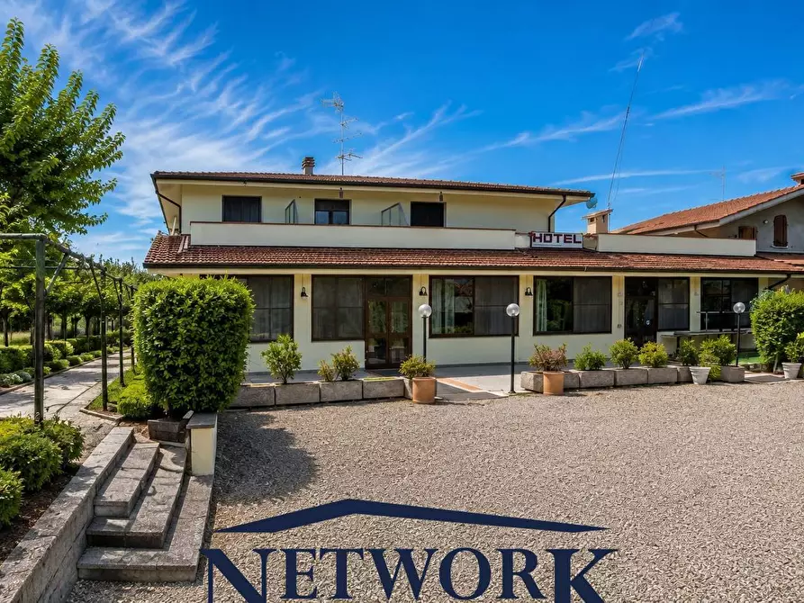 Immagine 3 di Albergo/B&B/Residence in vendita  in via argini sud a Lesignano De' Bagni