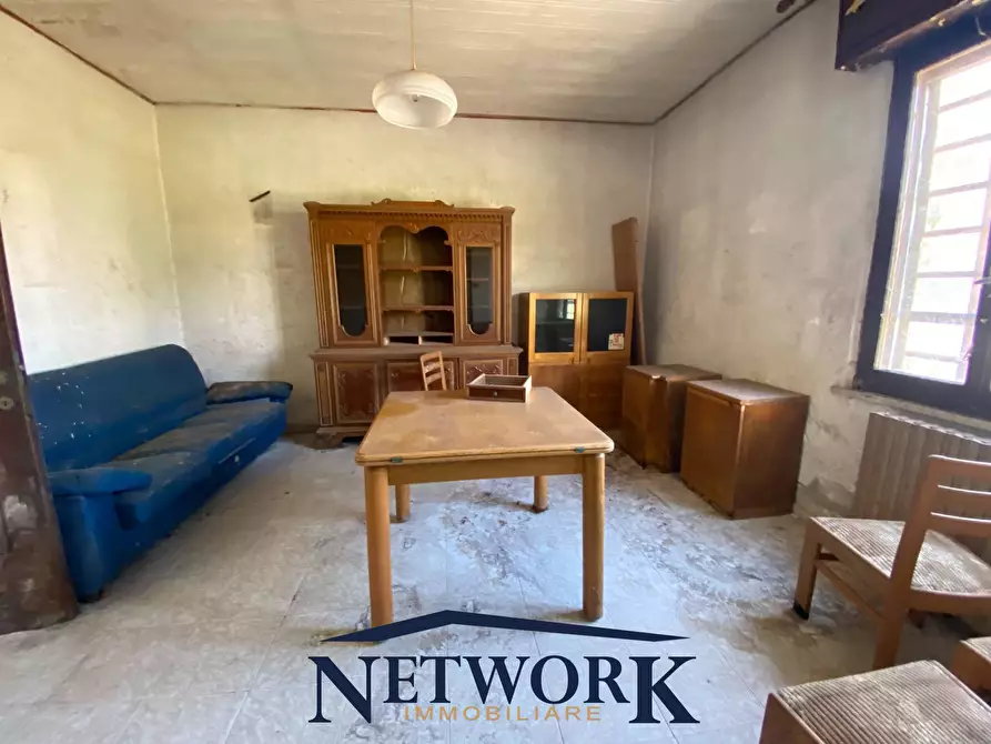 Immagine 17 di Palazzo in vendita  in via cerri a Goito