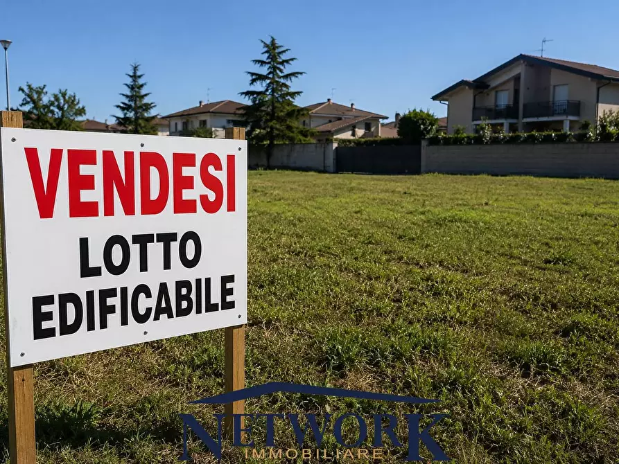 Immagine 1 di Terreno residenziale in vendita  in via cerri a Goito