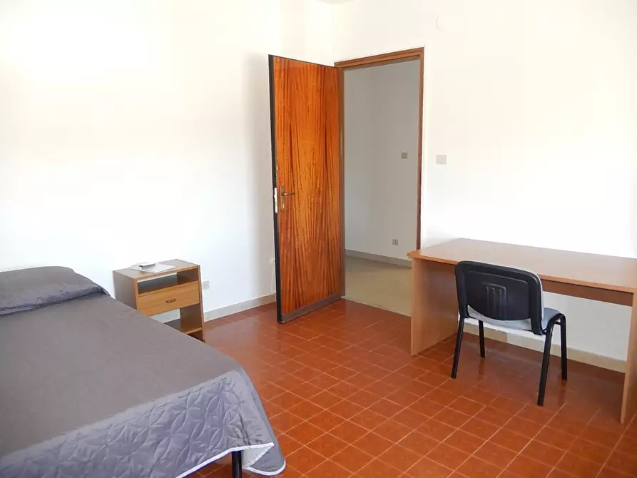 Immagine 18 di Camera in affitto  in Via francesco caracciolo a Catanzaro