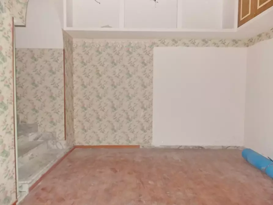 Immagine 3 di Negozio in affitto  in Corso Giuseppe Mazzini 154 a Catanzaro