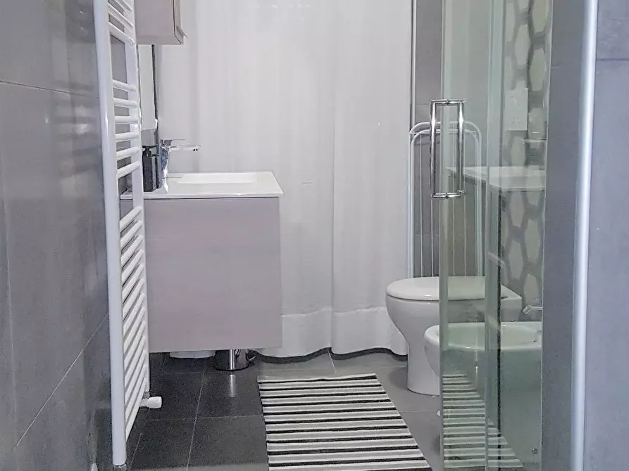 Immagine 9 di Camera in affitto  in Via Barletta 5 a Catanzaro