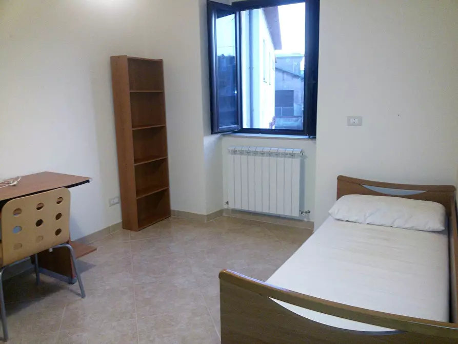 Immagine 6 di Camera in affitto  in via Corace 26 a Catanzaro