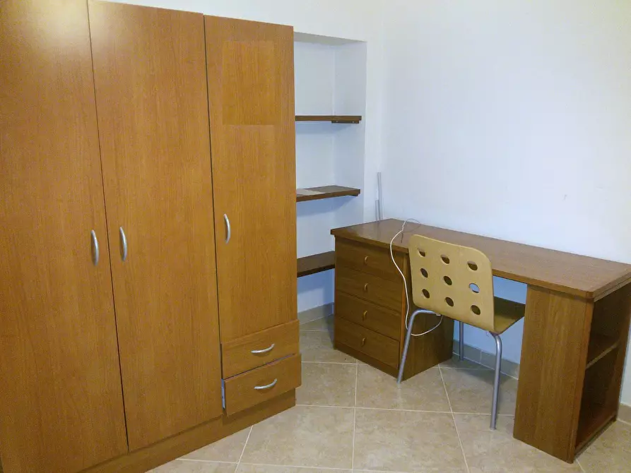 Immagine 14 di Camera in affitto  in via Corace 26 a Catanzaro