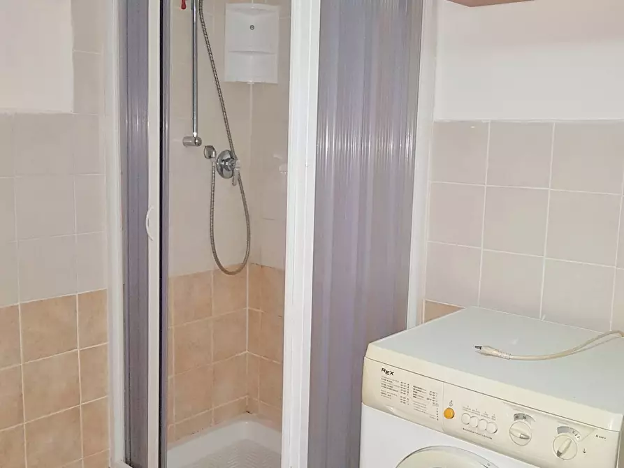 Immagine 8 di Appartamento in affitto  in via Giuditta Levato a Borgia