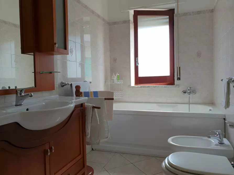 Immagine 15 di Appartamento in affitto  in via Lungomare Stefano Pugliese 369 a Catanzaro