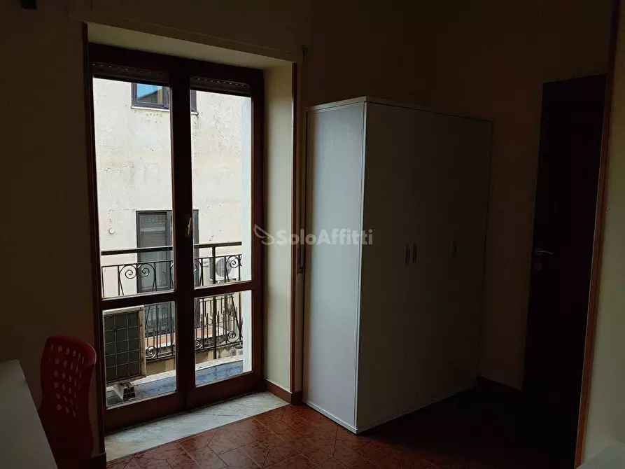 Immagine 20 di Camera in affitto  in via Torrazzo 11 a Catanzaro