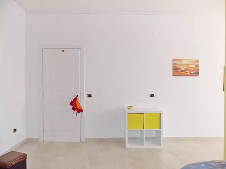 Immagine 3 di Camera in affitto  in via Vinicio Cortese a Catanzaro