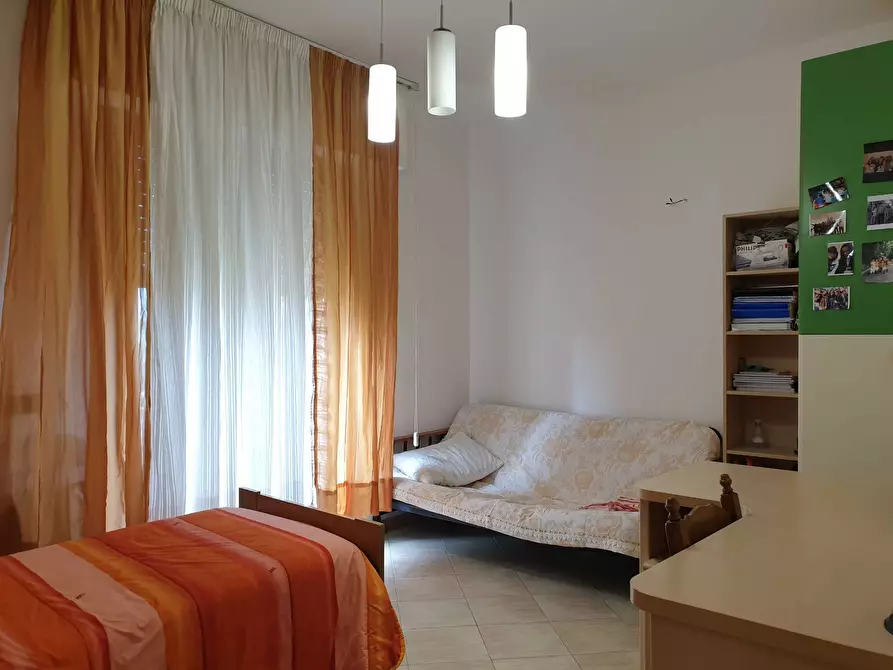 Immagine 5 di Camera in affitto  in via Fiume 22 a Catanzaro
