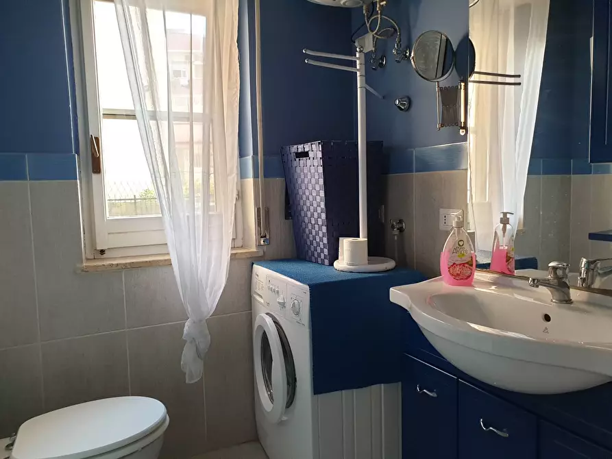 Immagine 10 di Camera in affitto  in via Martiri di Cefalonia 18 a Catanzaro