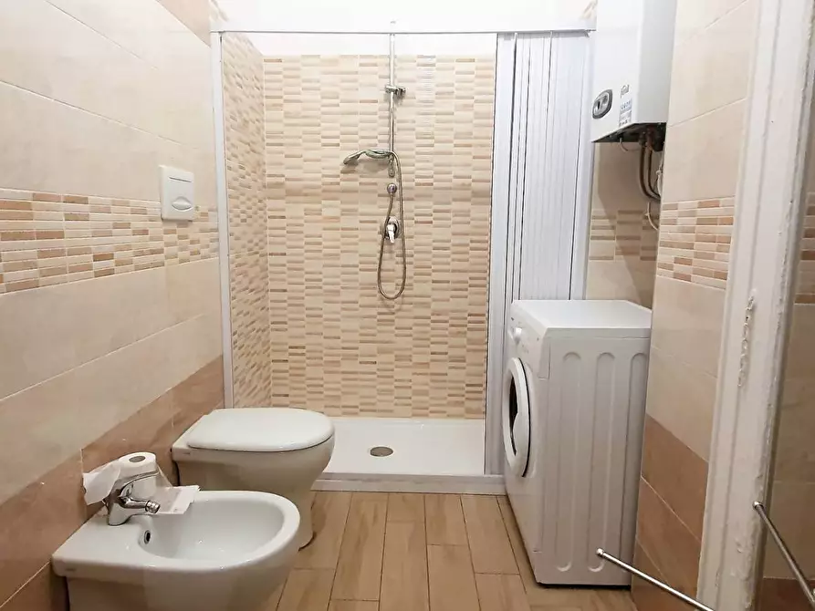 Immagine 9 di Camera in affitto  in via Progresso 66 a Catanzaro