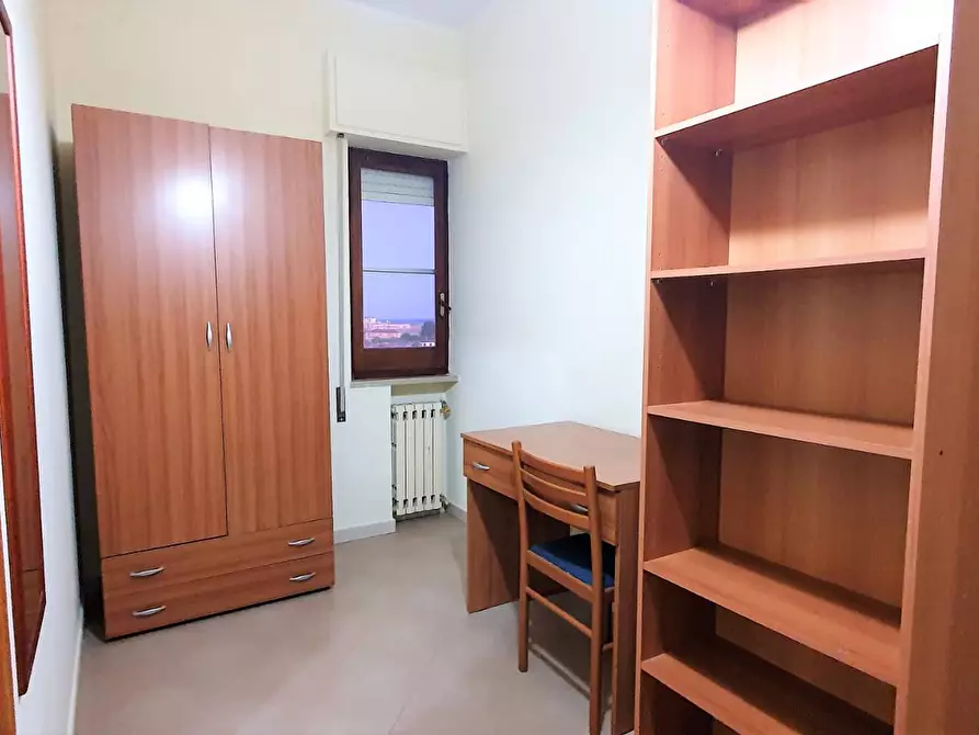 Immagine 9 di Camera in affitto  in via Nazionale 32 a Catanzaro