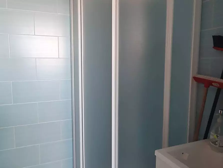 Immagine 10 di Camera in affitto  in via Michele Maria Manfredi 2 a Catanzaro