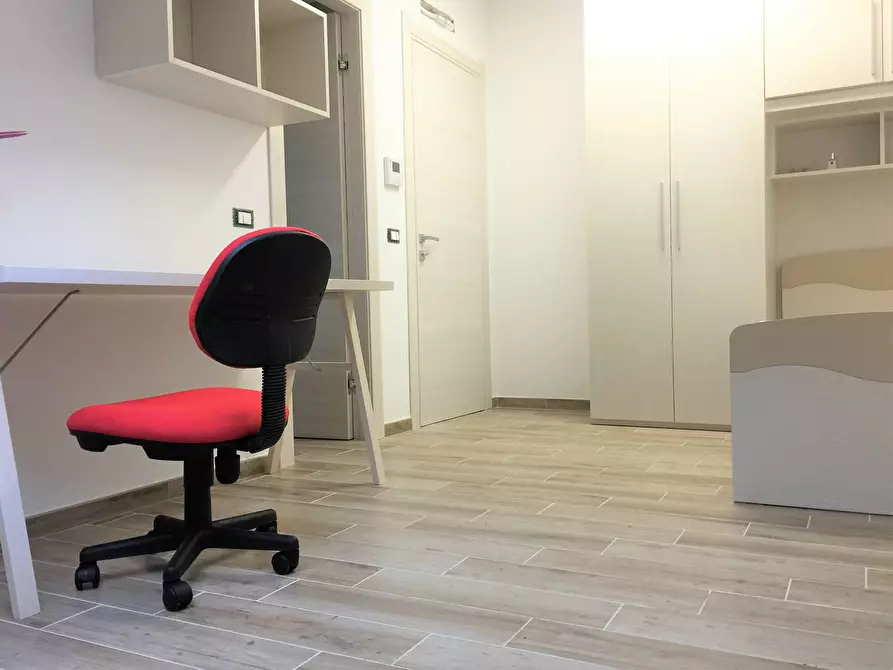 Immagine 5 di Camera in affitto  in Piazza Anita Garibaldi 6 a Catanzaro