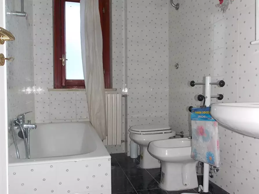 Immagine 8 di Appartamento in affitto  in VIA B. da Seminara snc a Catanzaro