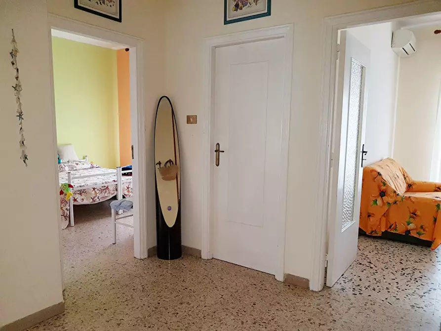 Immagine 6 di Camera in affitto  in via Lungomare a Catanzaro