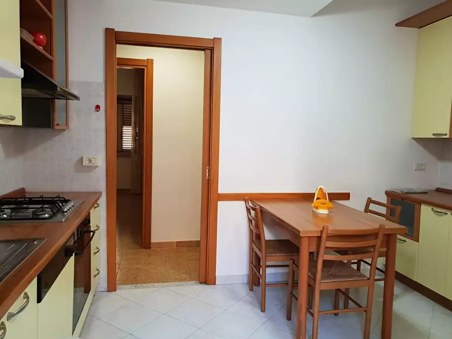 Immagine 2 di Appartamento in affitto  in via Murano 12 a Catanzaro