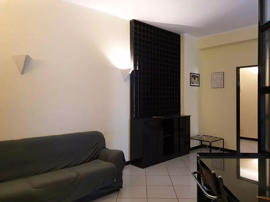 Immagine 4 di Appartamento in affitto  in via Cristoforo Colombo 11 a Catanzaro