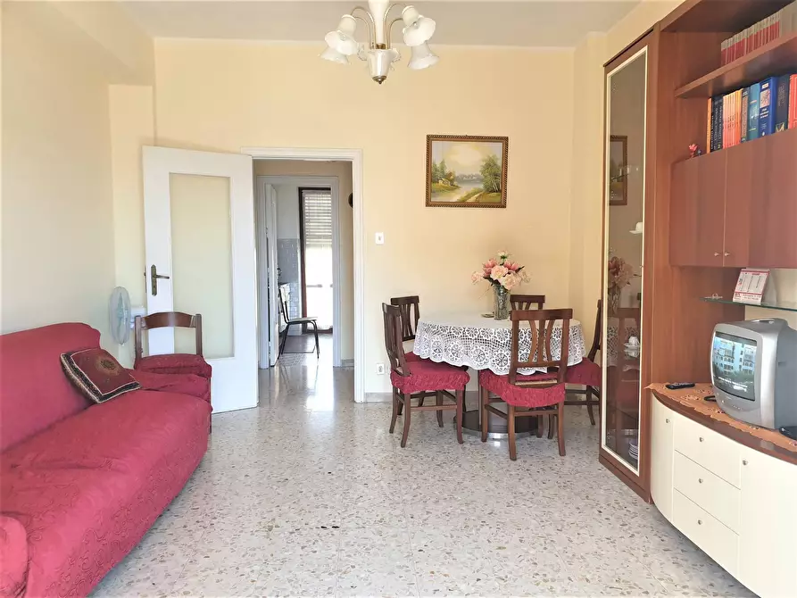 Immagine 1 di Camera in affitto  in via Lungomare a Catanzaro