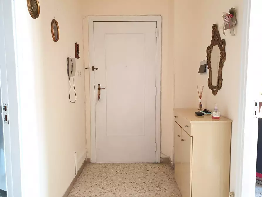 Immagine 2 di Camera in affitto  in via Lungomare a Catanzaro