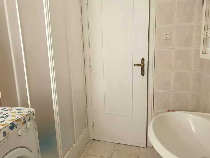 Immagine 13 di Camera in affitto  in via Lungomare a Catanzaro