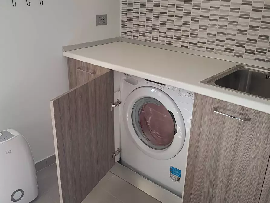 Immagine 6 di Appartamento in affitto  in via Michele Maria Manfredi 2 a Catanzaro