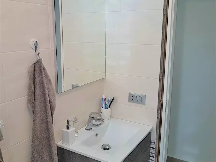 Immagine 14 di Appartamento in affitto  in via Michele Maria Manfredi 2 a Catanzaro