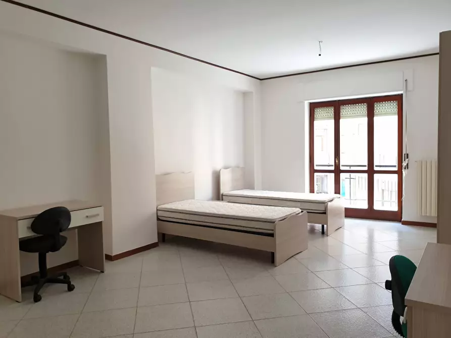 Immagine 6 di Camera in affitto  in Via Lungomare Stefano Pugliese a Catanzaro