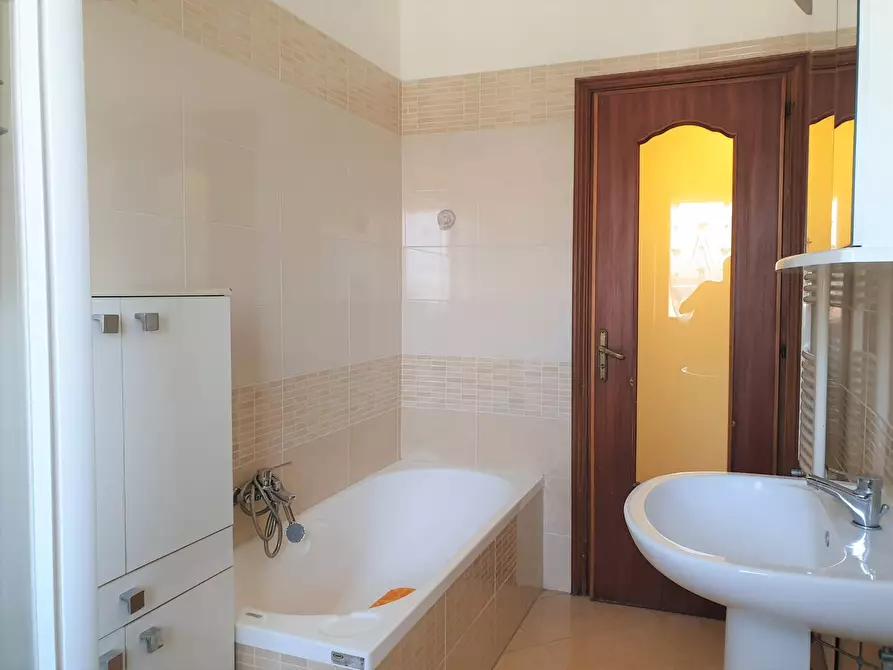 Immagine 10 di Camera in affitto  in Via Corace 1 a Catanzaro