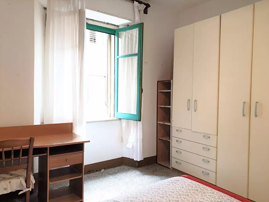 Immagine 9 di Camera in affitto  in Via Thaon di Revel a Catanzaro