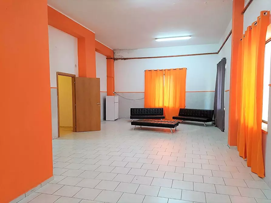 Immagine 5 di Ufficio in vendita  in viale dei Bizantini a Catanzaro