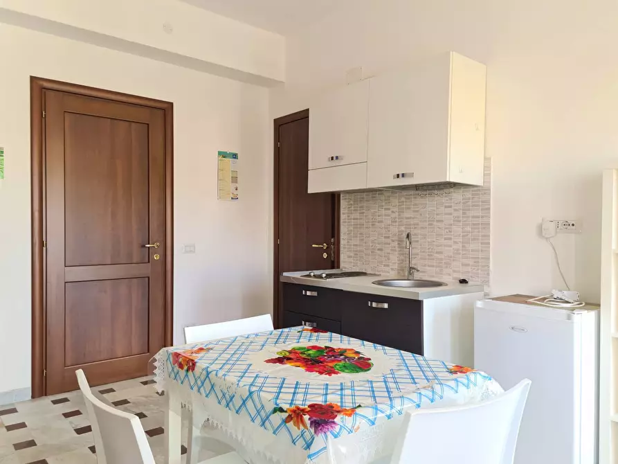 Immagine 2 di Appartamento in affitto  in viale Crotone 9 a Catanzaro