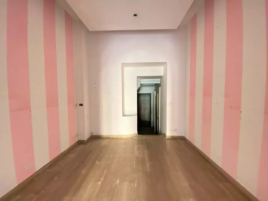 Immagine 2 di Negozio in affitto  in Corso Giuseppe Mazzini 200 a Catanzaro