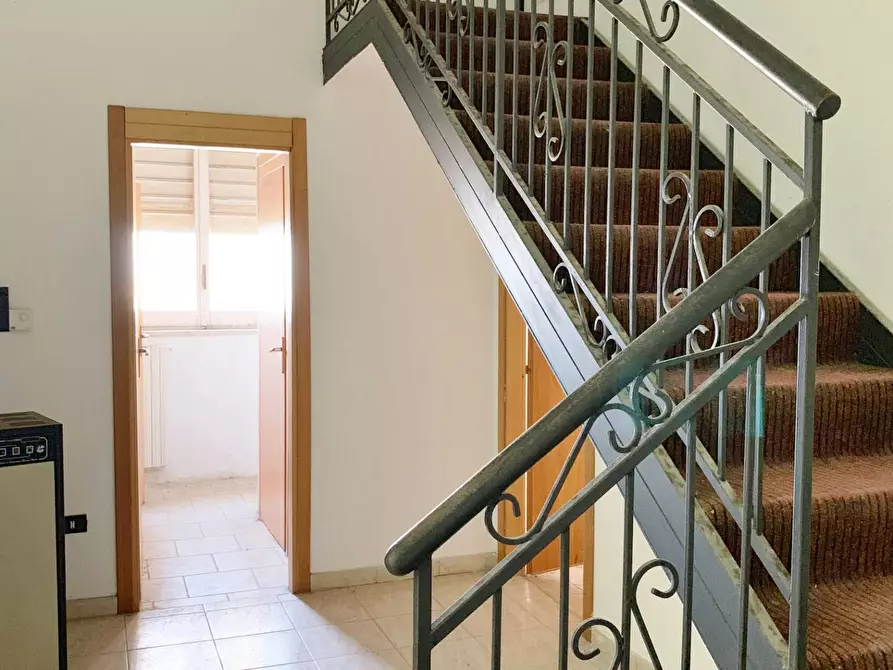 Immagine 11 di Magazzino in vendita  in Via Madonna dei cieli 11 a Catanzaro