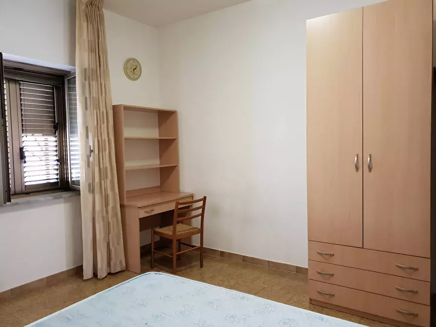 Immagine 6 di Appartamento in affitto  in via Murano 12 a Catanzaro