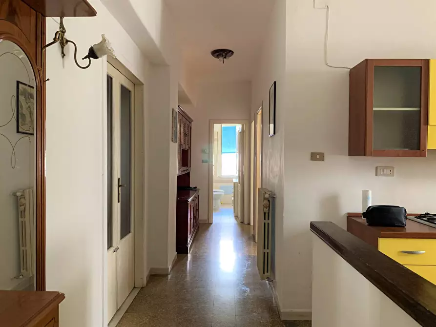 Immagine 3 di Appartamento in affitto  in via Francesco Acri 60 a Catanzaro