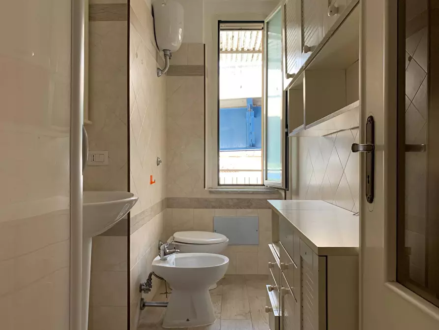 Immagine 10 di Appartamento in affitto  in via Francesco Acri 60 a Catanzaro