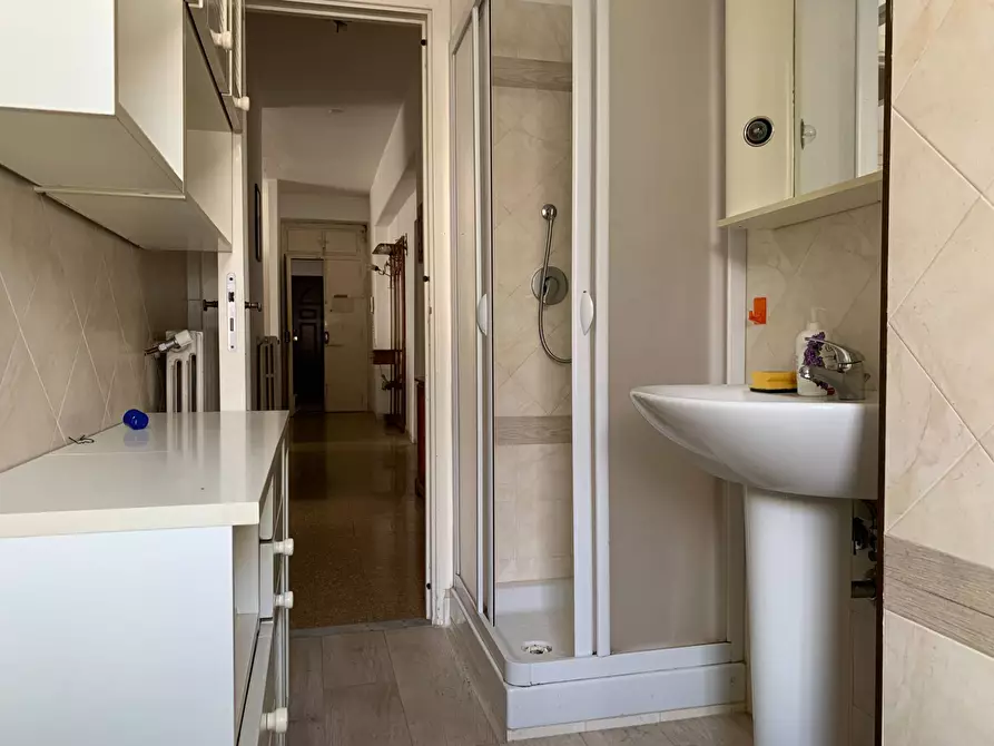 Immagine 11 di Appartamento in affitto  in via Francesco Acri 60 a Catanzaro